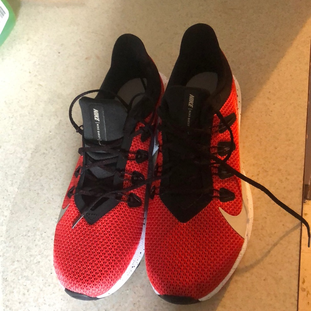 Nike Quest 2
